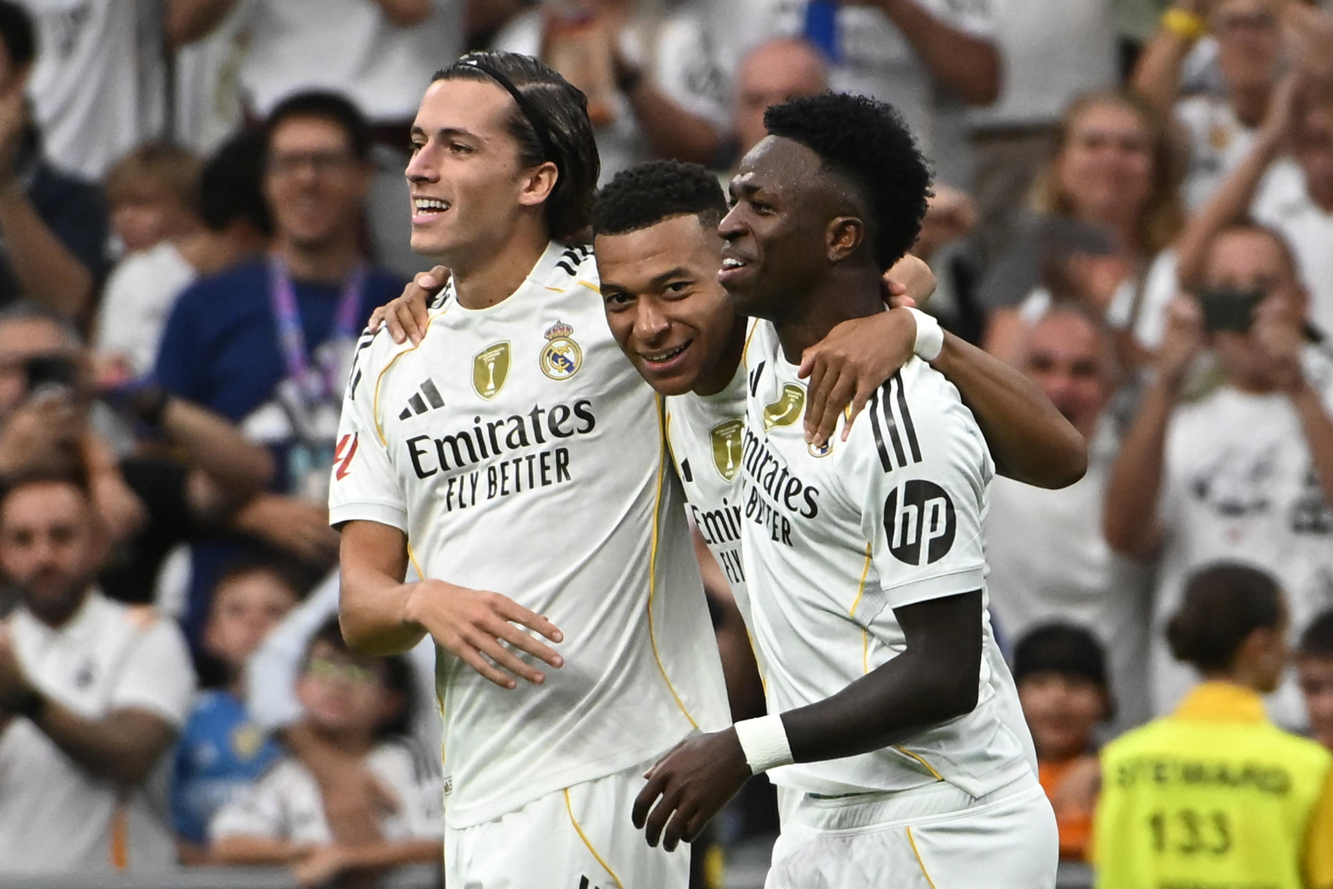 El Real Madrid doblegó al Espanyol y sigue con paso perfecto - FDP Radio